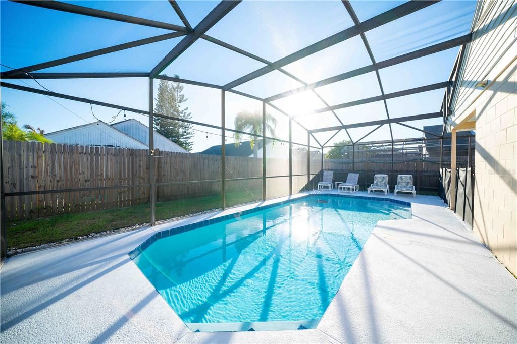 For Rent: $2,340 (3 beds, 2 baths, 1502 Square Feet)