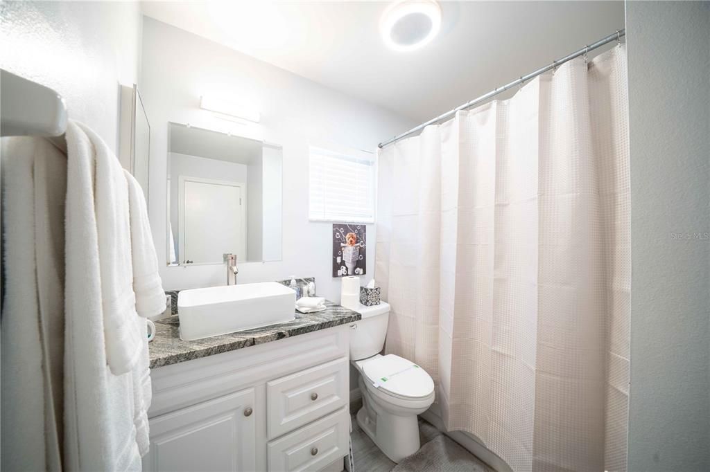 For Rent: $2,340 (3 beds, 2 baths, 1502 Square Feet)