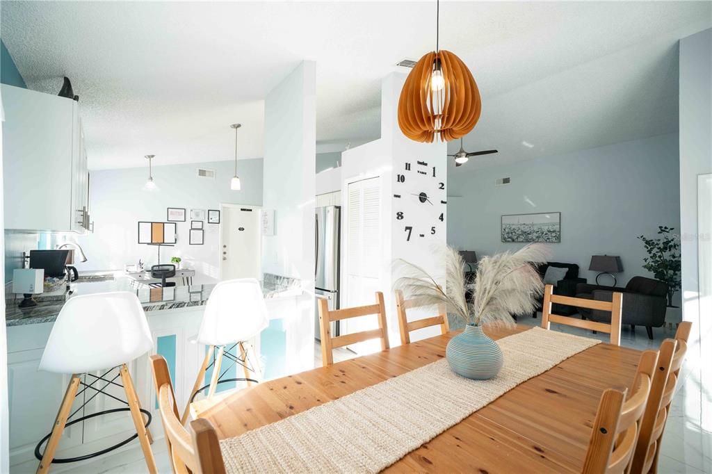 For Rent: $2,340 (3 beds, 2 baths, 1502 Square Feet)