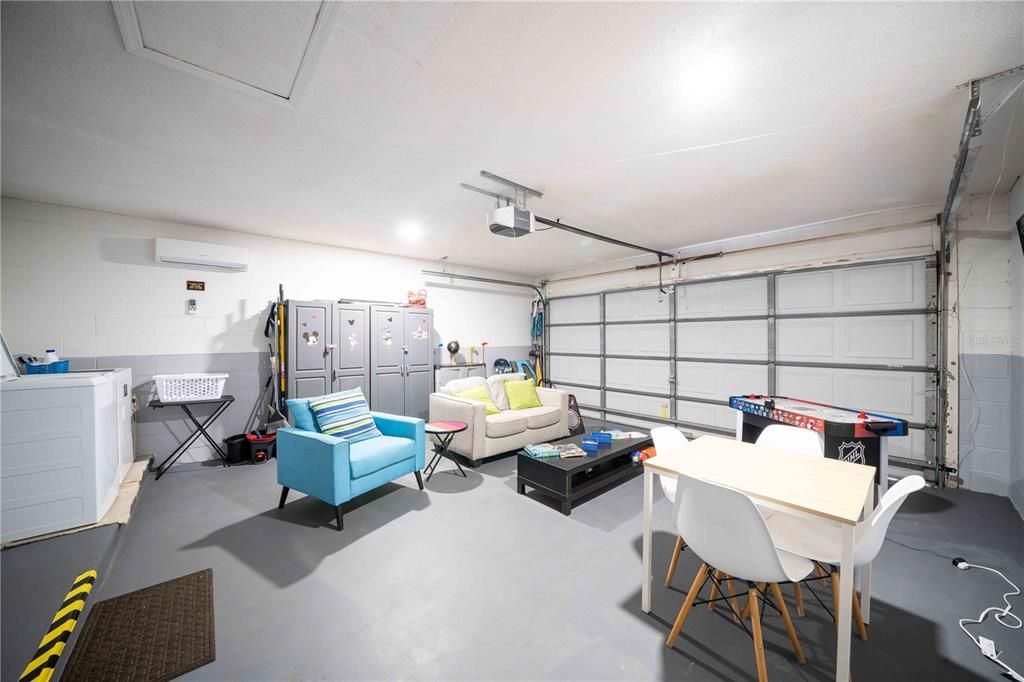 For Rent: $2,340 (3 beds, 2 baths, 1502 Square Feet)