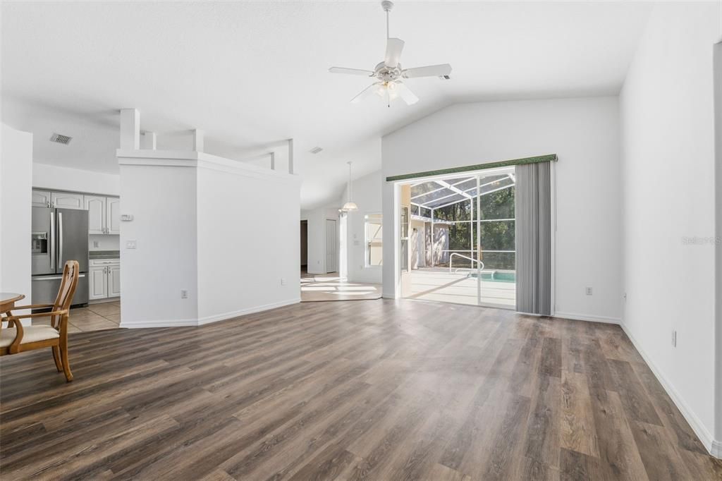 待售: $479,000 (3 贝兹, 2 浴室, 1912 平方英尺)