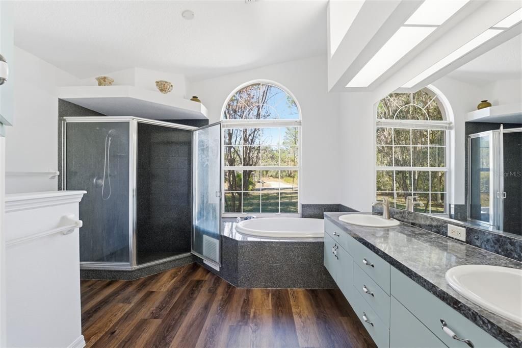 待售: $479,000 (3 贝兹, 2 浴室, 1912 平方英尺)