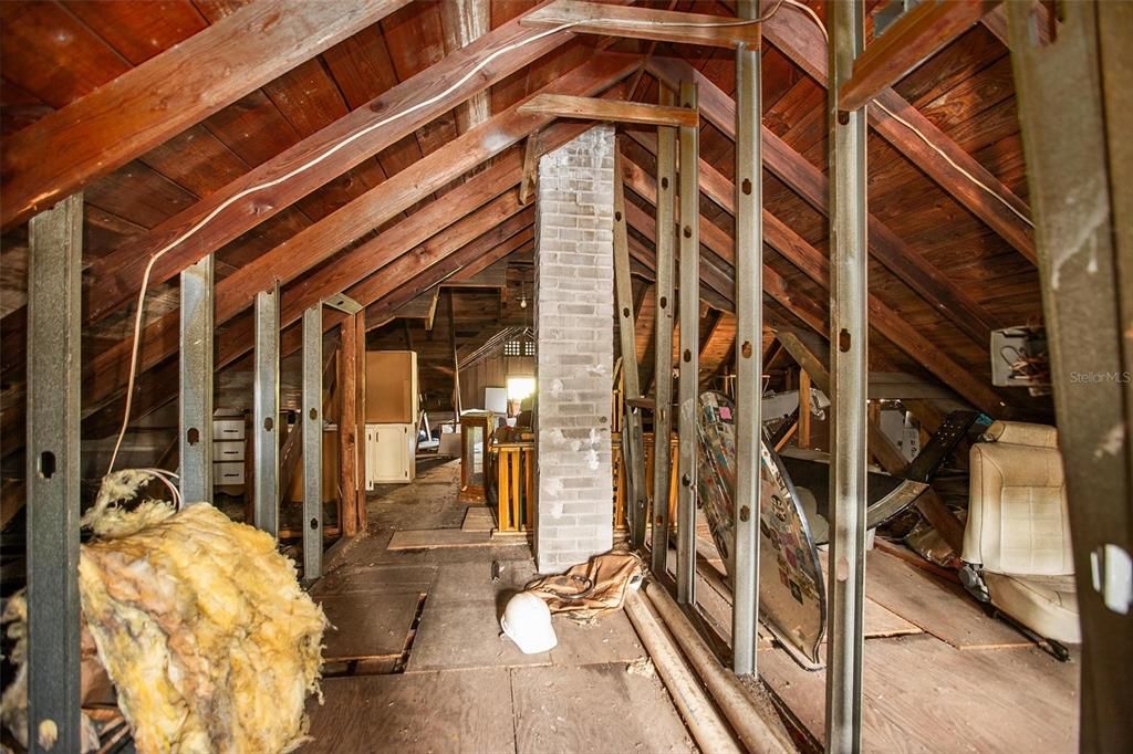 For Sale: $450,000 (4 beds, 2 baths, 2454 Square Feet)