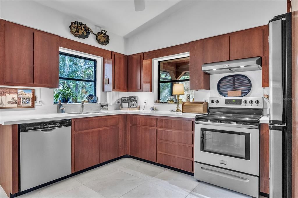 En Venta: $559,900 (2 camas, 2 baños, 1148 Pies cuadrados)