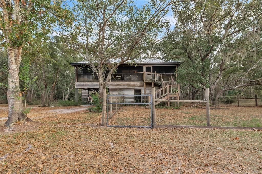 En Venta: $559,900 (2 camas, 2 baños, 1148 Pies cuadrados)