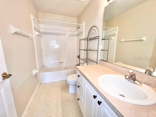 出租: $2,795 (4 贝兹, 3 浴室, 2826 平方英尺)