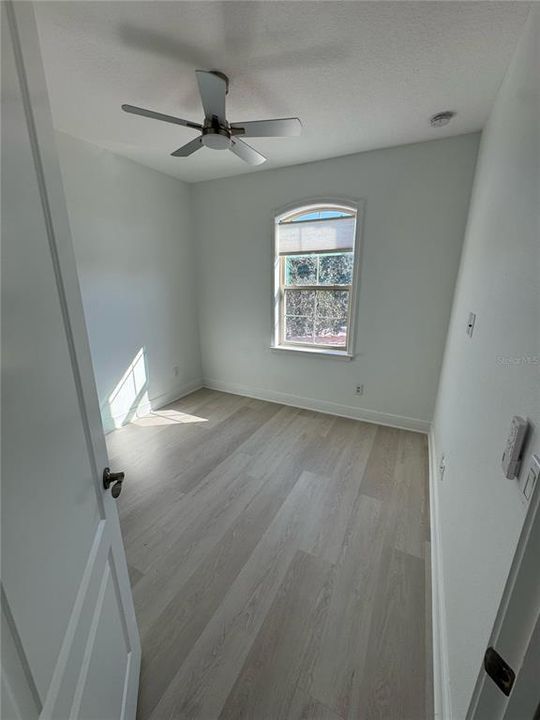 出租: $2,595 (3 贝兹, 2 浴室, 1353 平方英尺)