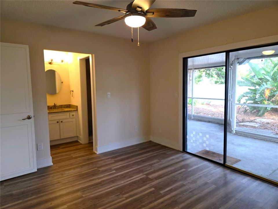 For Rent: $2,450 (3 beds, 2 baths, 1173 Square Feet)