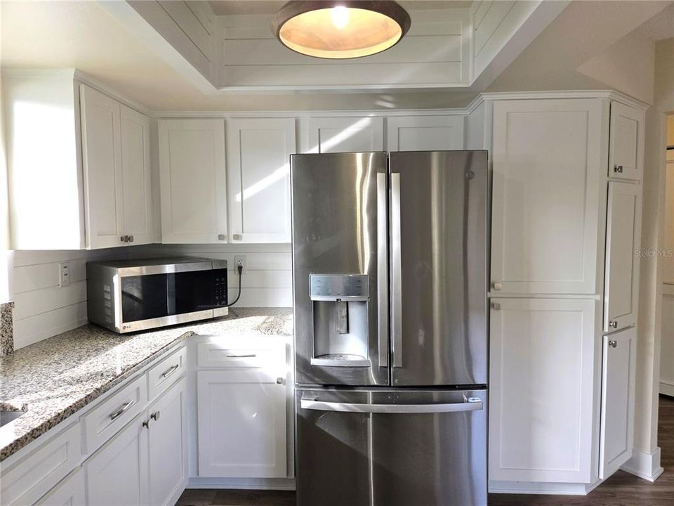 For Rent: $2,450 (3 beds, 2 baths, 1173 Square Feet)