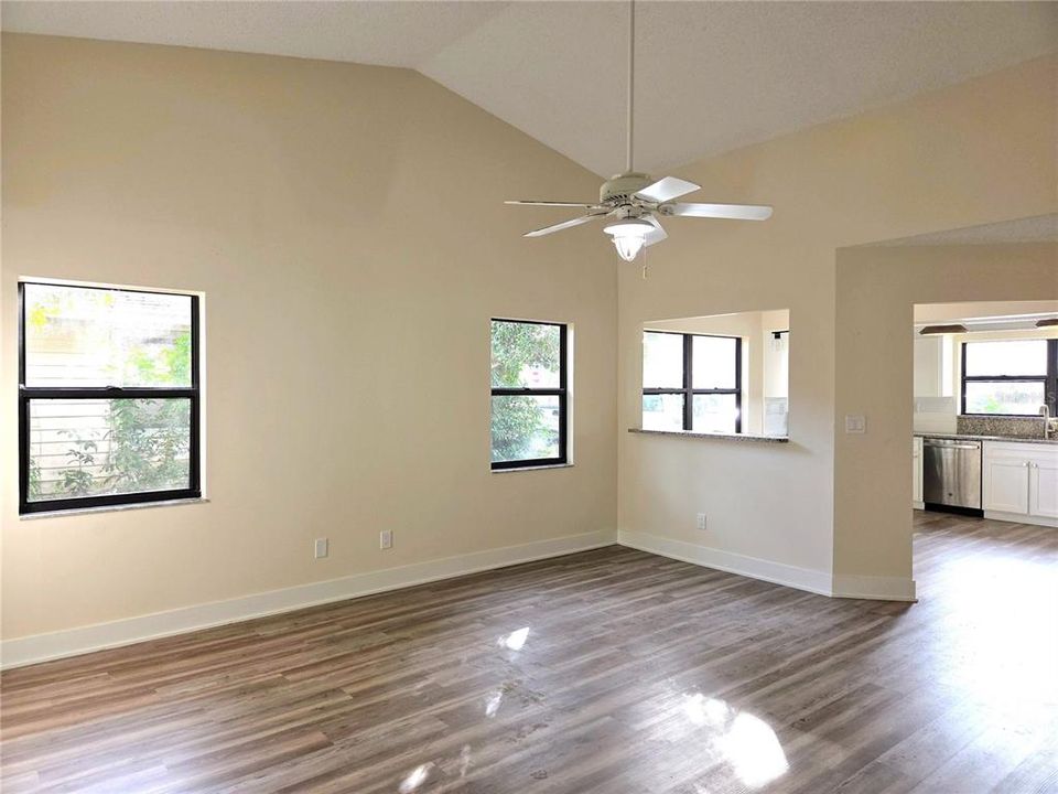 For Rent: $2,450 (3 beds, 2 baths, 1173 Square Feet)