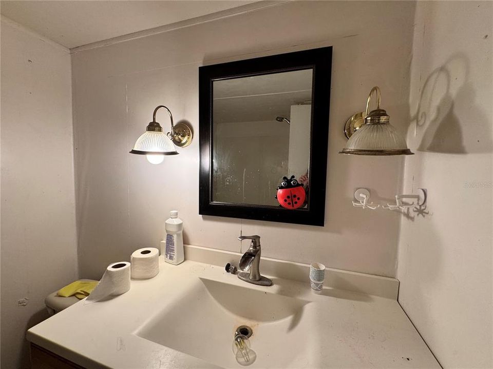 For Sale: $125,000 (3 beds, 2 baths, 1404 Square Feet)