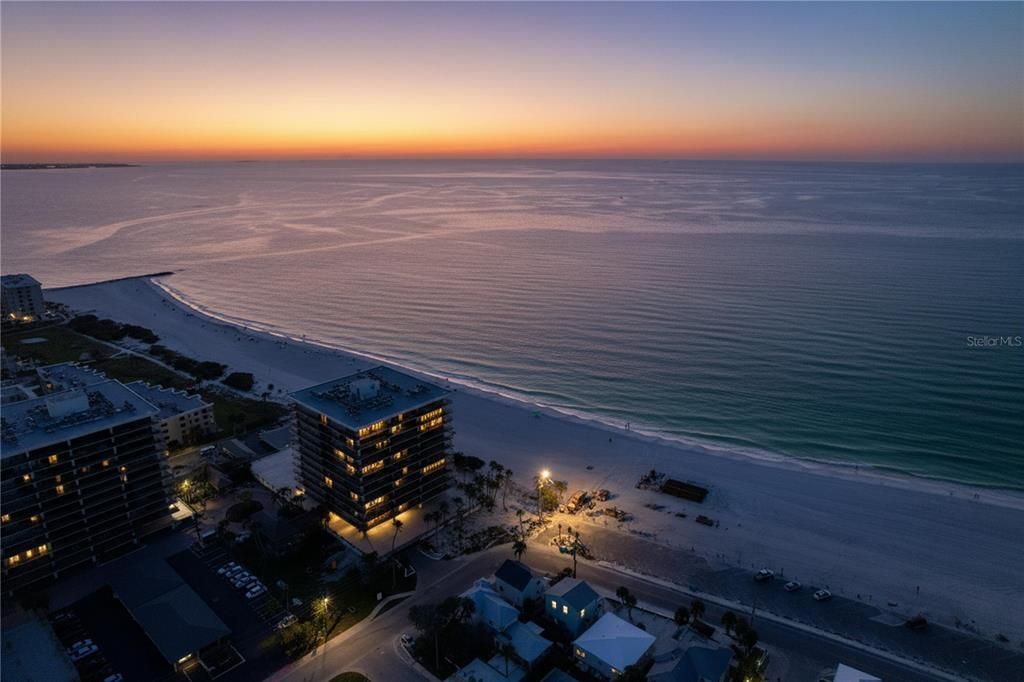 待售: $1,595,000 (3 贝兹, 3 浴室, 1376 平方英尺)