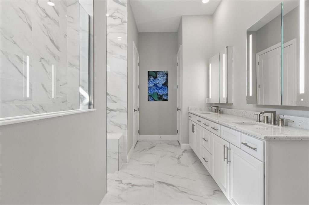 For Sale: $1,250,000 (3 beds, 3 baths, 2471 Square Feet)