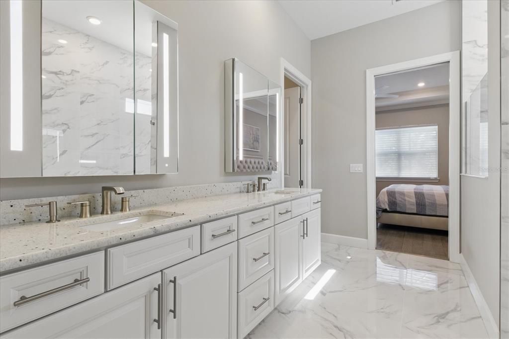 For Sale: $1,250,000 (3 beds, 3 baths, 2471 Square Feet)