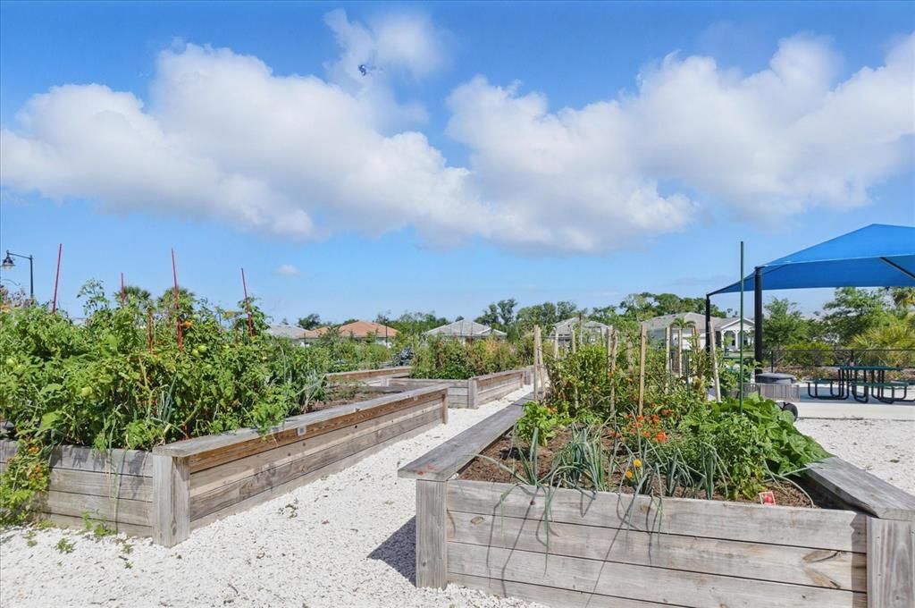 For Sale: $1,250,000 (3 beds, 3 baths, 2471 Square Feet)