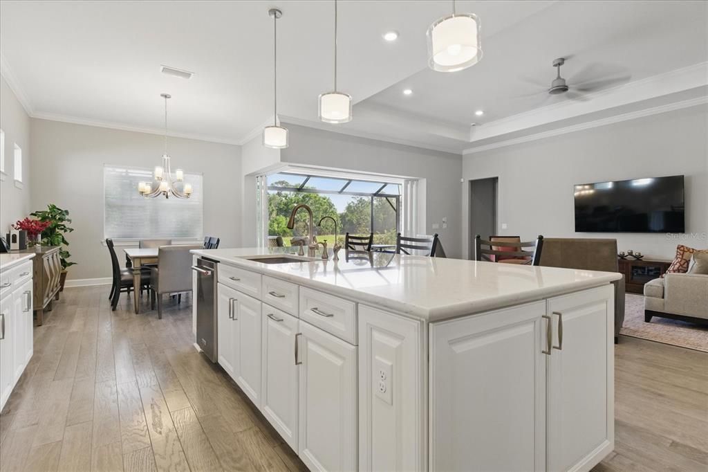 For Sale: $1,250,000 (3 beds, 3 baths, 2471 Square Feet)