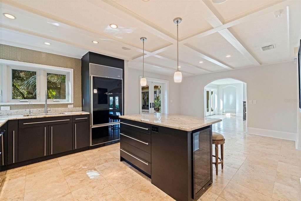 For Sale: $1,795,000 (4 beds, 3 baths, 2698 Square Feet)