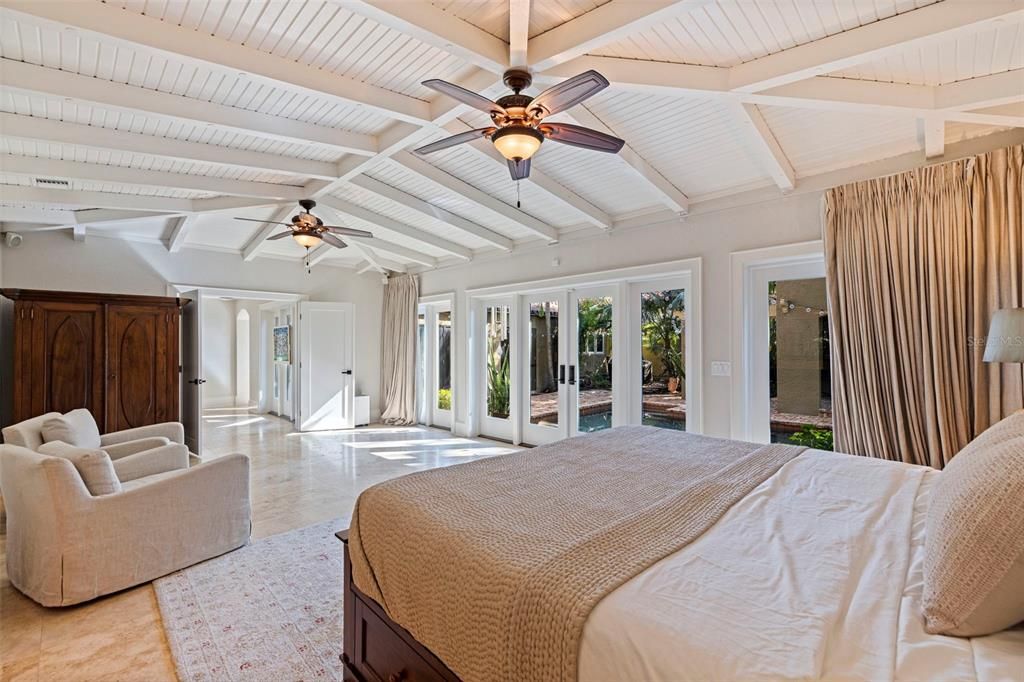 For Sale: $1,795,000 (4 beds, 3 baths, 2698 Square Feet)