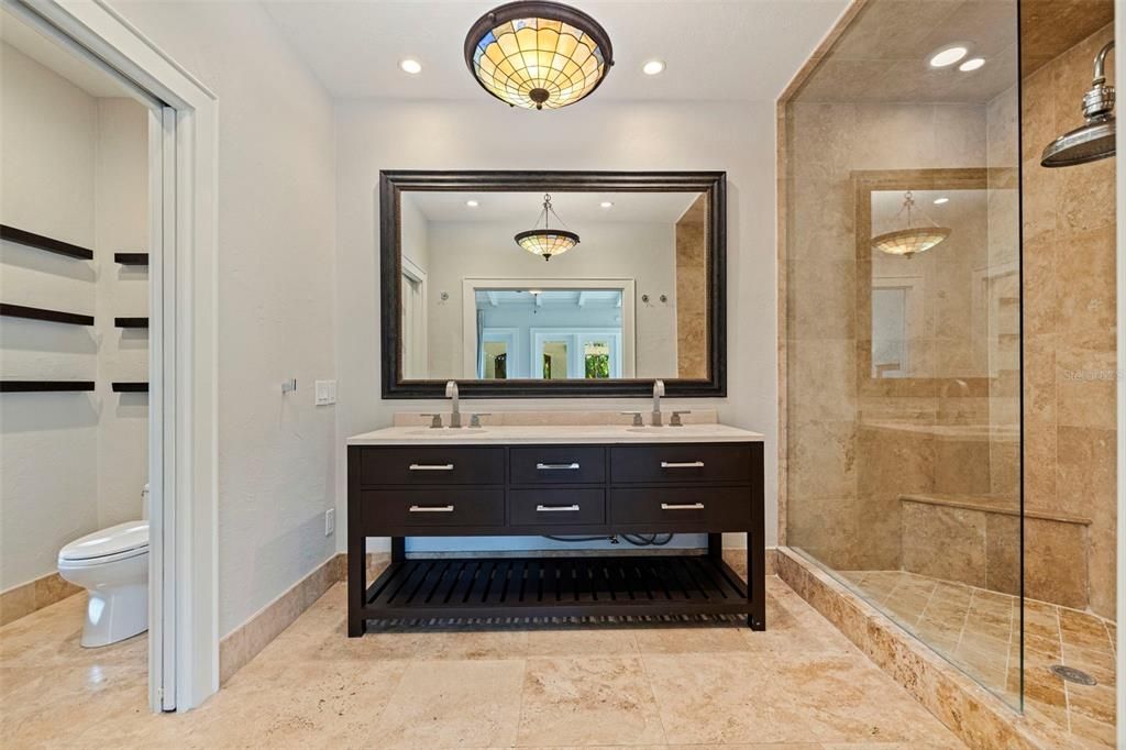 For Sale: $1,795,000 (4 beds, 3 baths, 2698 Square Feet)