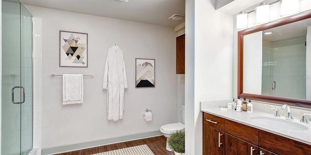 For Rent: $1,375 (0 beds, 1 baths, 612 Square Feet)