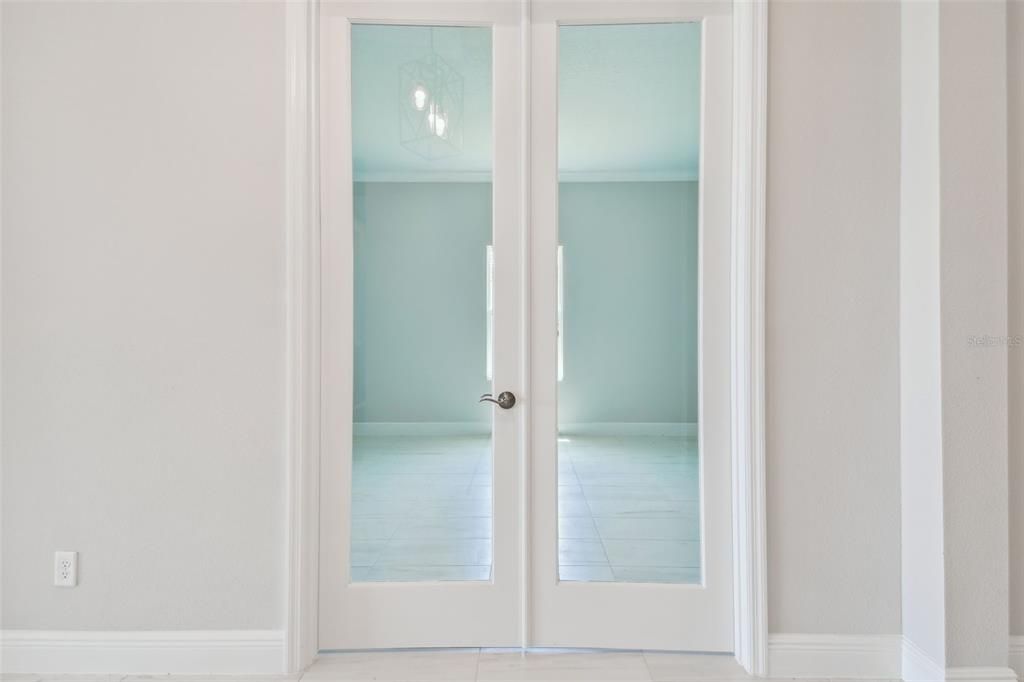 For Rent: $4,200 (4 beds, 4 baths, 3281 Square Feet)