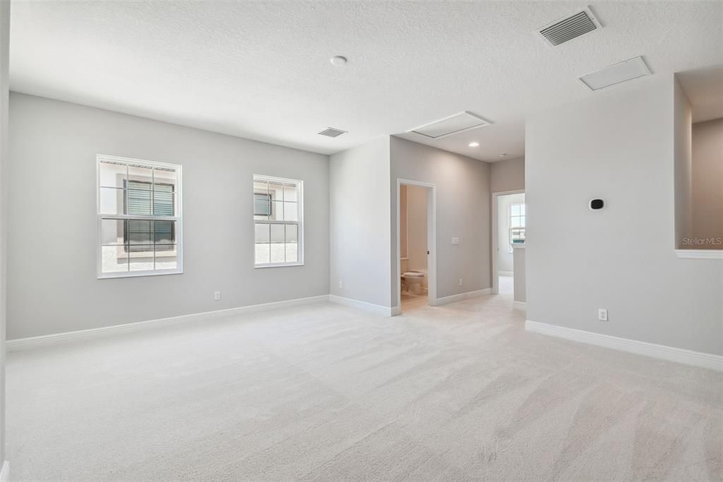 For Rent: $4,200 (4 beds, 4 baths, 3281 Square Feet)