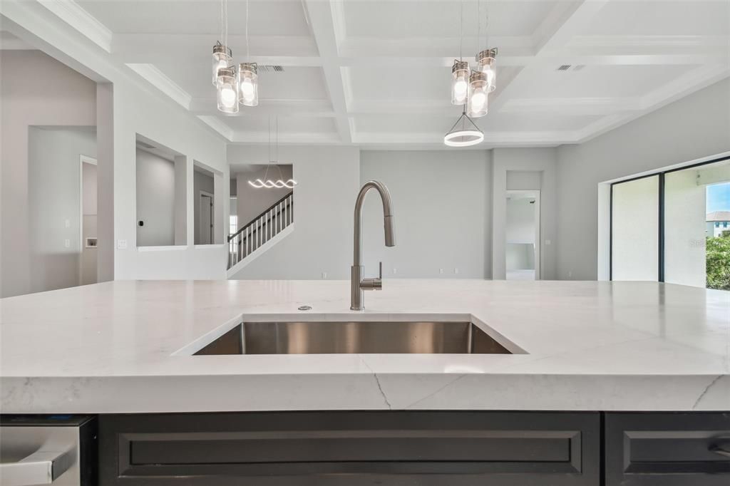 For Rent: $4,200 (4 beds, 4 baths, 3281 Square Feet)