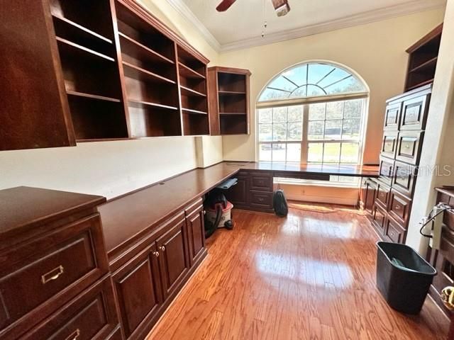 出租: $3,795 (5 贝兹, 4 浴室, 3758 平方英尺)