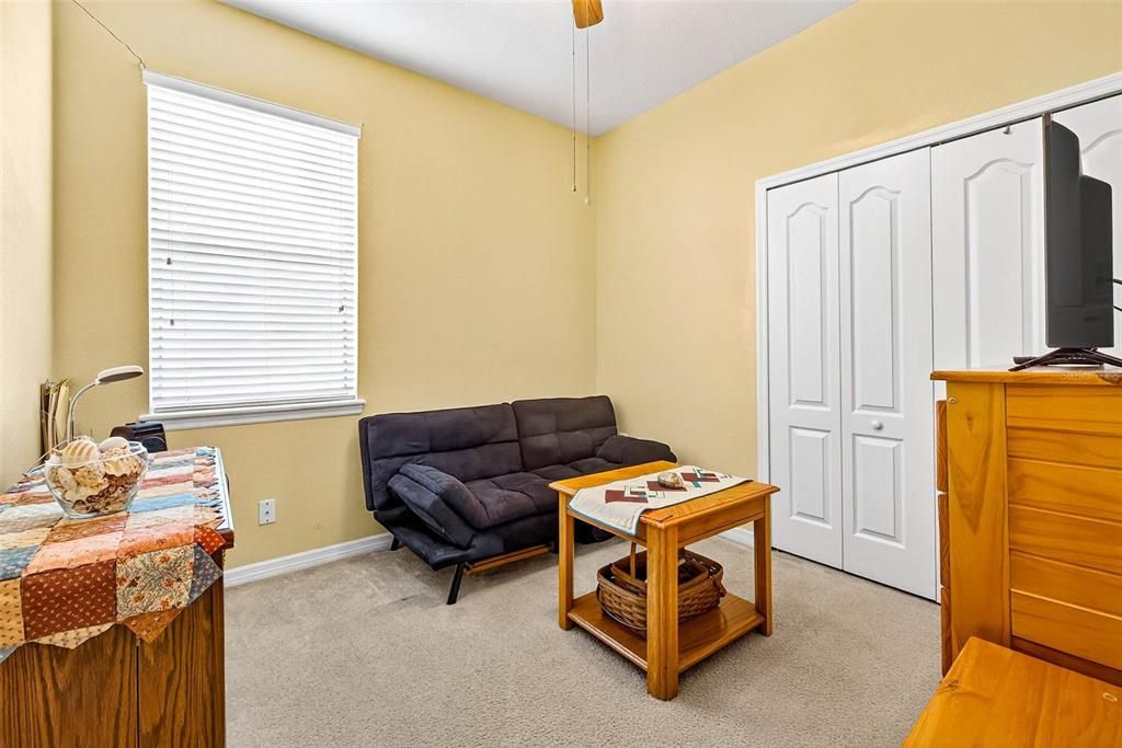 For Sale: $339,900 (3 beds, 2 baths, 1810 Square Feet)