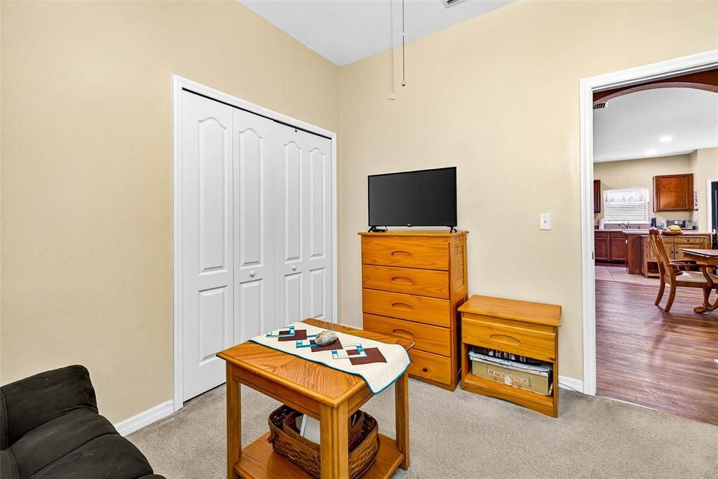 For Sale: $339,900 (3 beds, 2 baths, 1810 Square Feet)