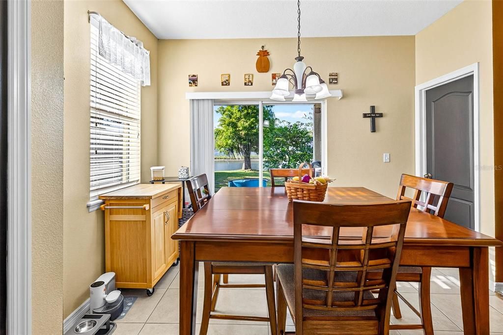 For Sale: $339,900 (3 beds, 2 baths, 1810 Square Feet)