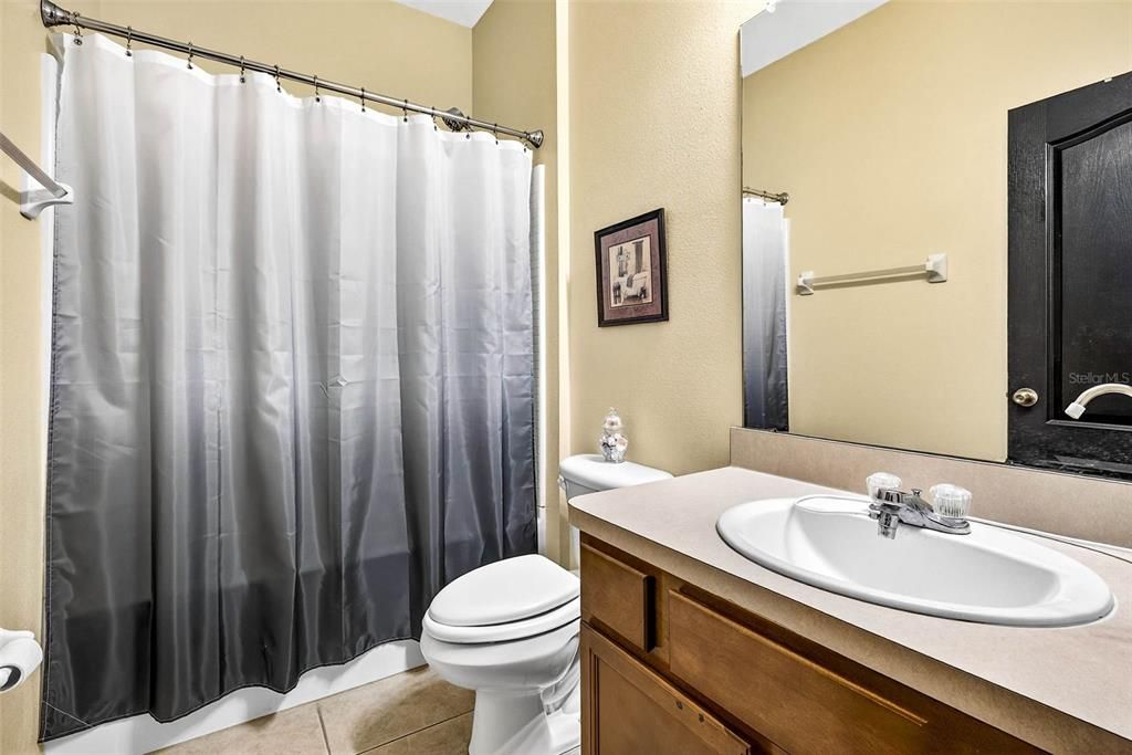 For Sale: $339,900 (3 beds, 2 baths, 1810 Square Feet)