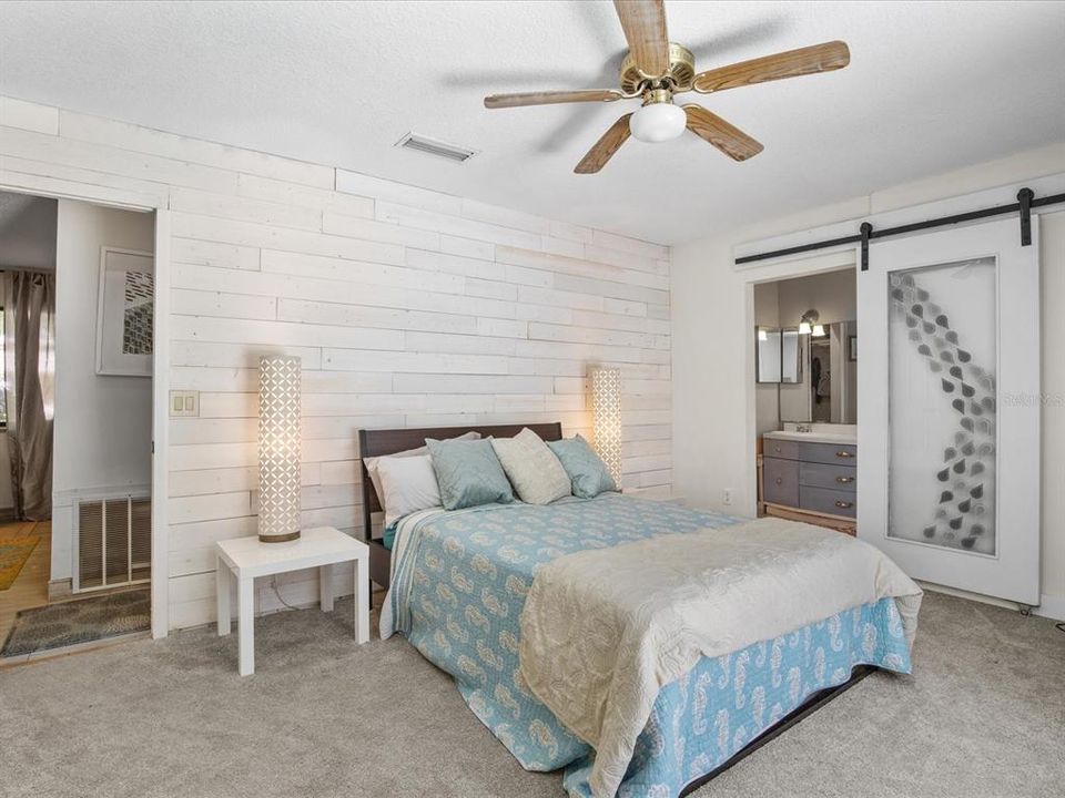 待售: $525,000 (4 贝兹, 2 浴室, 2022 平方英尺)