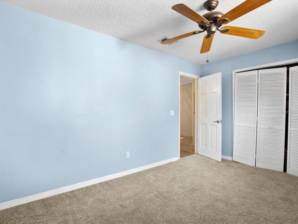 待售: $525,000 (4 贝兹, 2 浴室, 2022 平方英尺)