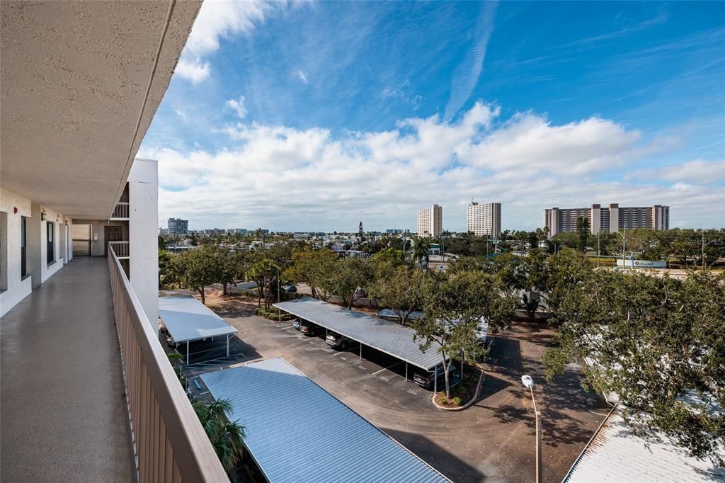 待售: $385,000 (2 贝兹, 2 浴室, 1170 平方英尺)