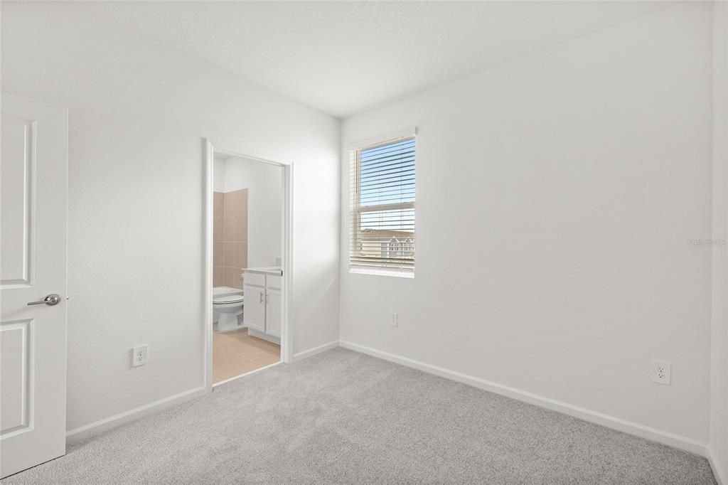 For Rent: $2,750 (3 beds, 2 baths, 1795 Square Feet)