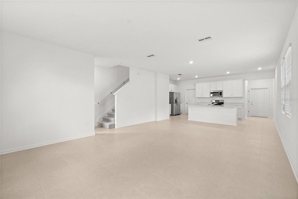 For Rent: $2,750 (3 beds, 2 baths, 1795 Square Feet)