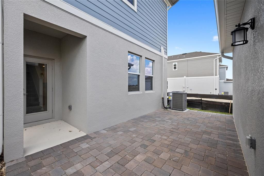 For Rent: $2,750 (3 beds, 2 baths, 1795 Square Feet)