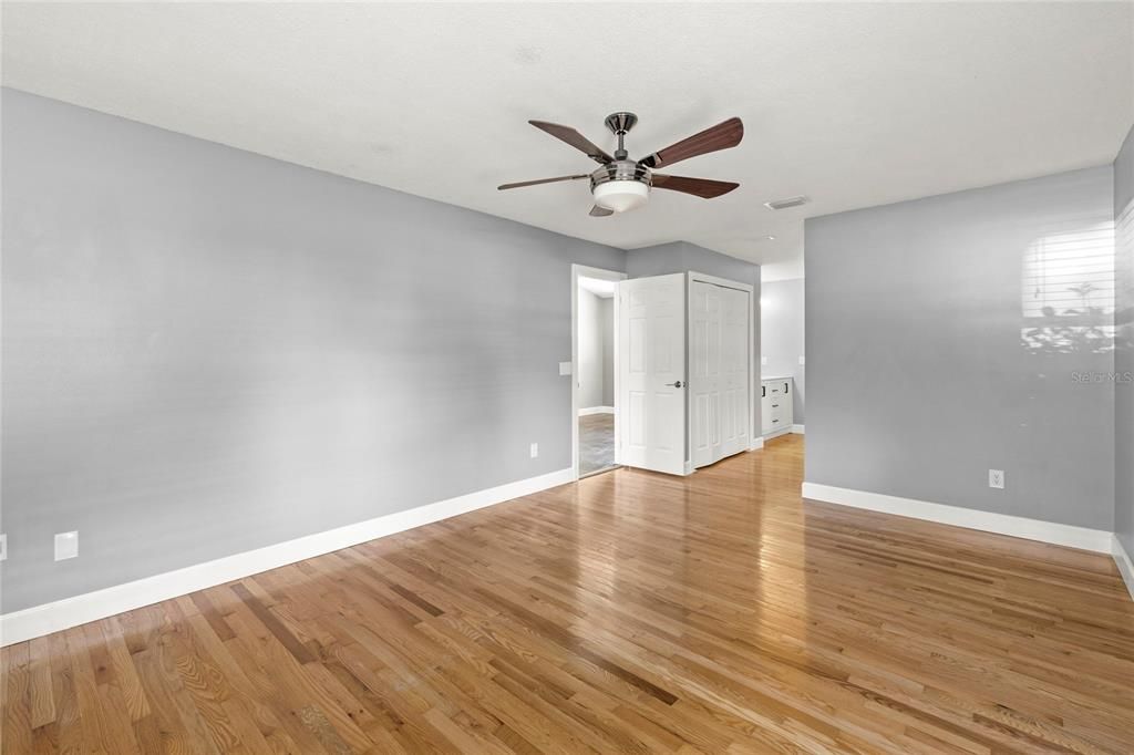 For Rent: $3,700 (3 beds, 2 baths, 1723 Square Feet)