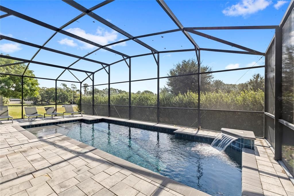 For Rent: $3,700 (3 beds, 2 baths, 1723 Square Feet)