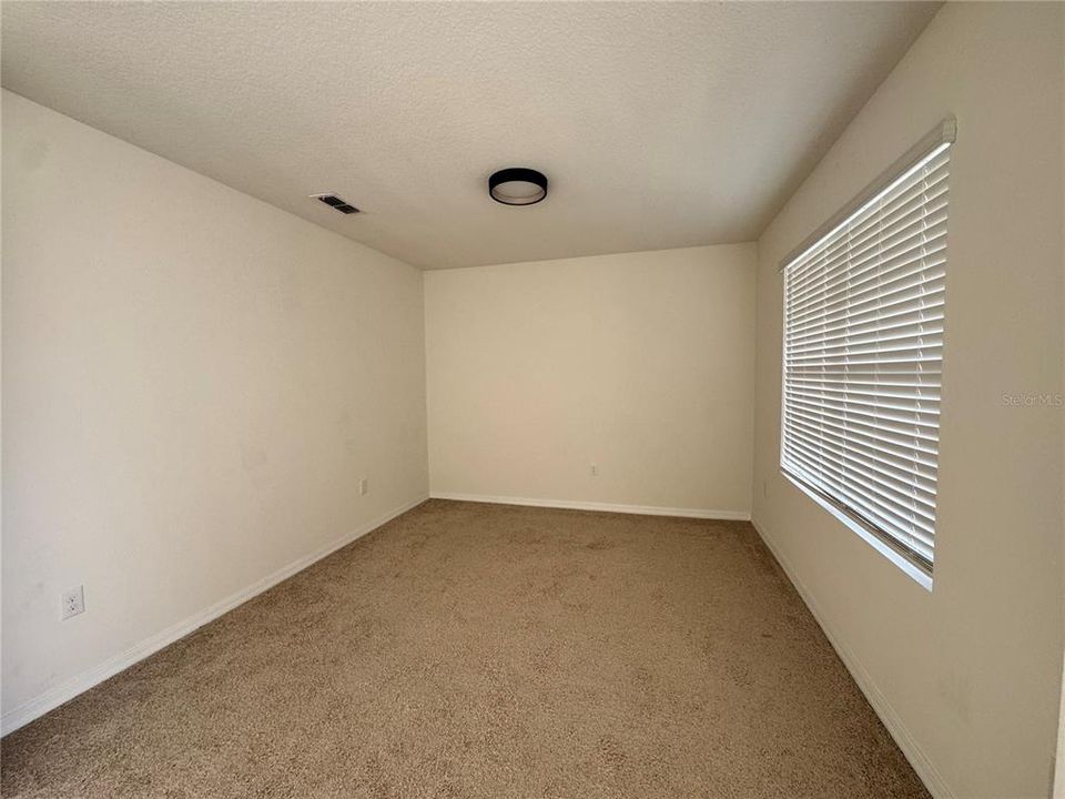 В аренду: $2,600 (5 спален, 3 ванн, 2616 Квадратных фут)