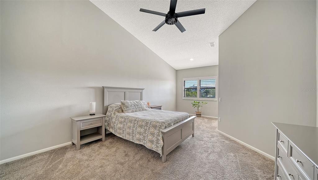 En Venta: $479,000 (3 camas, 2 baños, 1899 Pies cuadrados)