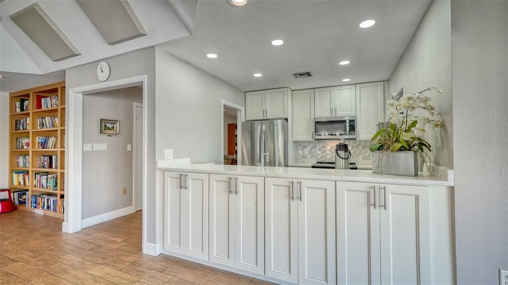 En Venta: $479,000 (3 camas, 2 baños, 1899 Pies cuadrados)