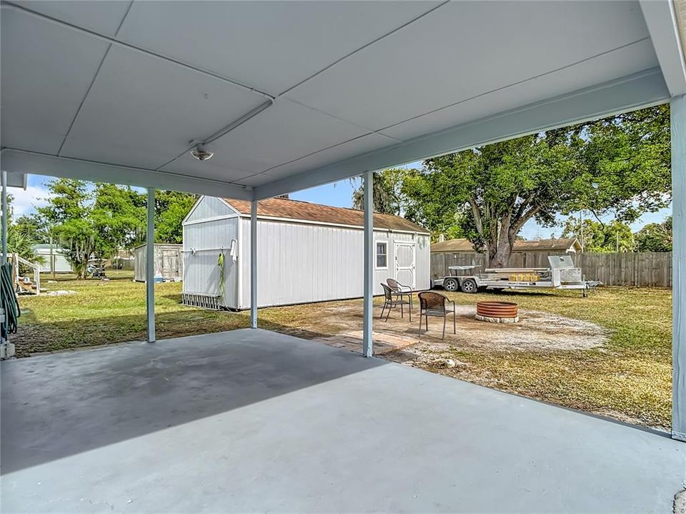 待售: $224,000 (2 贝兹, 1 浴室, 944 平方英尺)