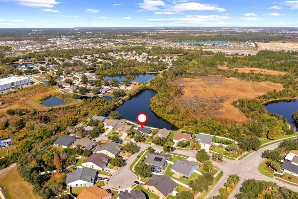 На продажу: $369,900 (3 спален, 2 ванн, 1274 Квадратных фут)