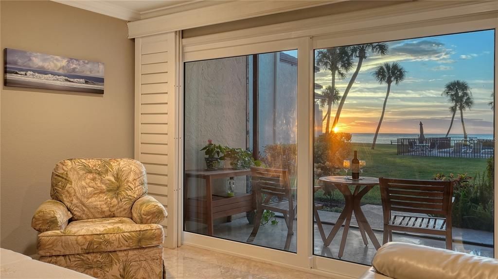 For Rent: $7,000 (2 beds, 2 baths, 1200 Square Feet)