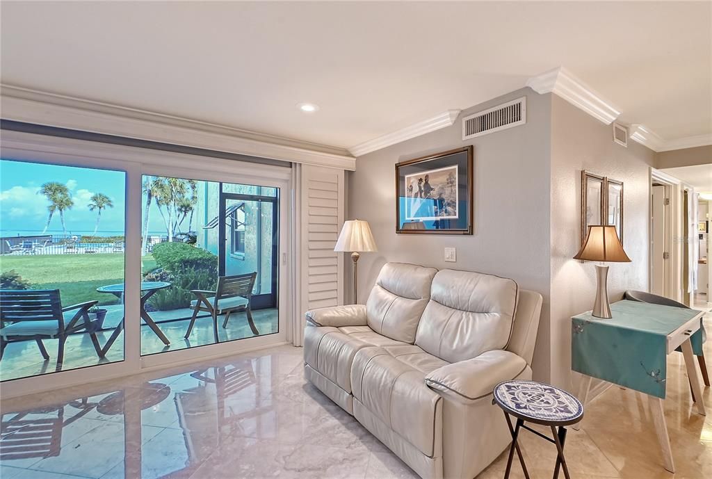 For Rent: $7,000 (2 beds, 2 baths, 1200 Square Feet)