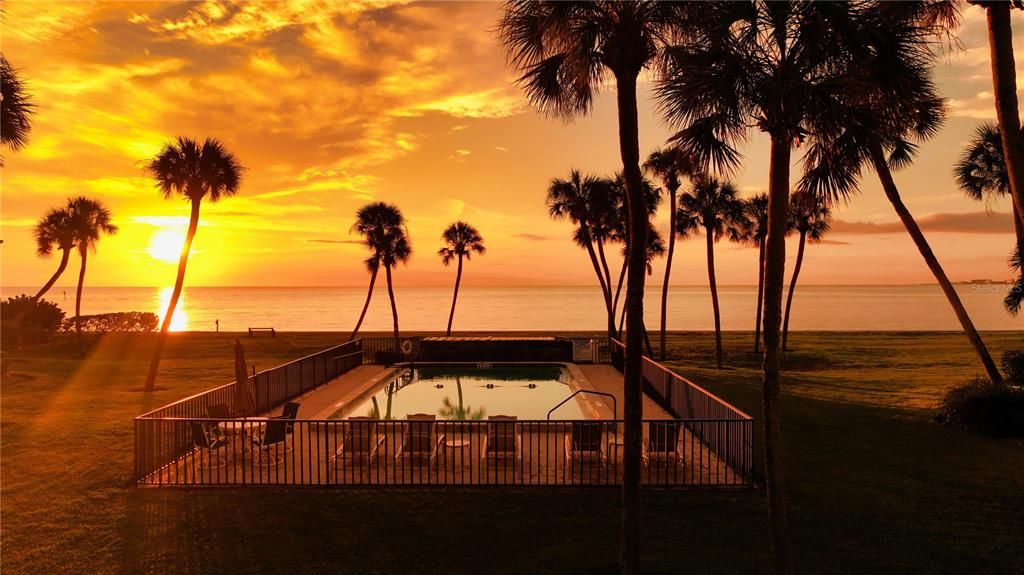 For Rent: $7,000 (2 beds, 2 baths, 1200 Square Feet)