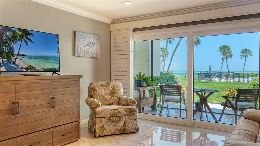 For Rent: $7,000 (2 beds, 2 baths, 1200 Square Feet)