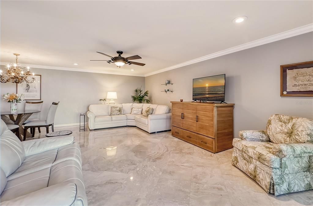 For Rent: $7,000 (2 beds, 2 baths, 1200 Square Feet)